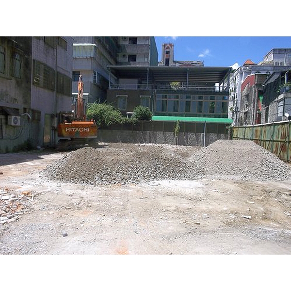 停車場路面整地 停車場路面整地