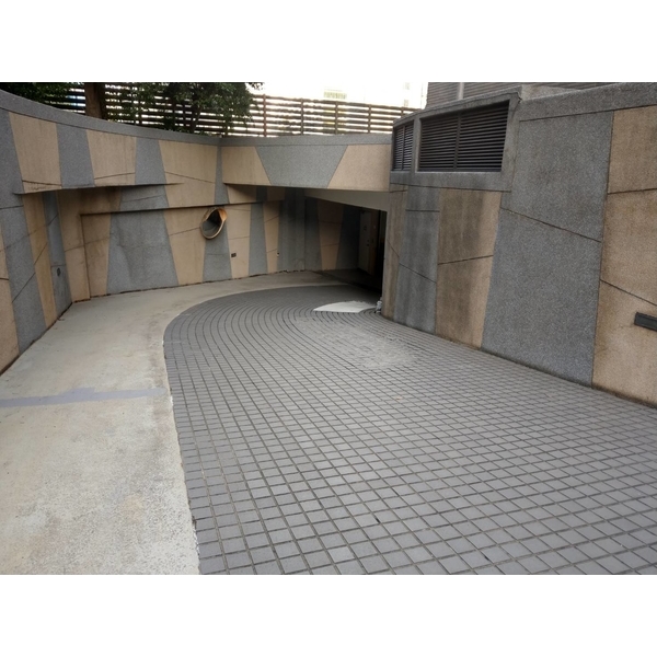 道路瀝青舖設工程