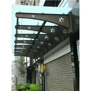 玻璃夾具採光罩-巨峯開發工程有限公司