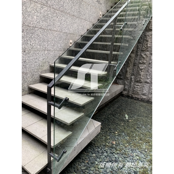 玻璃工程 強化玻璃 膠合玻璃 複層玻璃 壓花玻璃 玻璃工程 強化玻璃 膠合玻璃 複層玻璃 壓花玻璃