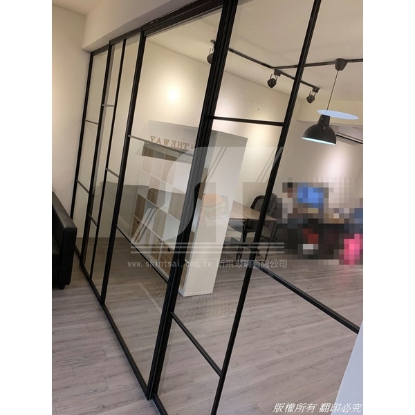 鋁框玻璃拉門 懸吊玻璃門 鋁框橫拉門 滑門 黑框屏風 白框屏風 鋁框合頁開門 浴室玻璃門 鋁框玻璃拉門 懸吊玻璃門 鋁框橫拉門 滑門 黑框屏風 白框屏風 鋁框合頁開門 浴室玻璃門