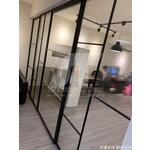 鋁框玻璃拉門 懸吊玻璃門 鋁框橫拉門 滑門 黑框屏風 白框屏風 鋁框合頁開門 浴室玻璃門 - 昕采玻璃有限公司
