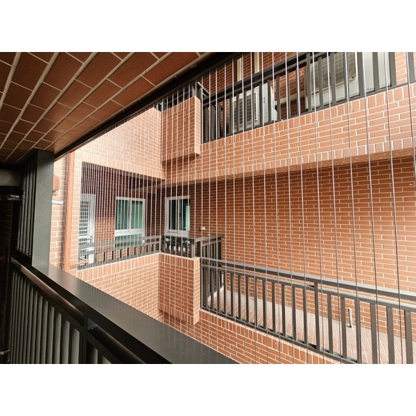 陽台隱形鐵窗-唐盛科技企業行