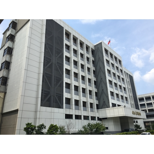 鋁帷幕牆及鋁格柵工程 鋁帷幕牆及鋁格柵工程