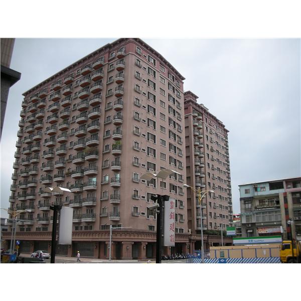 新建大樓玻璃安裝工程(寶石典藏家)