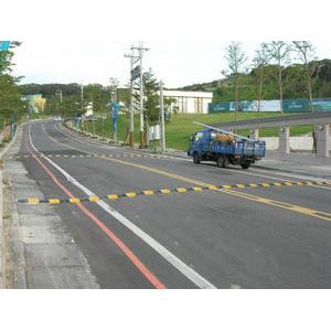 減速墊-碩立停車設備股份有限公司