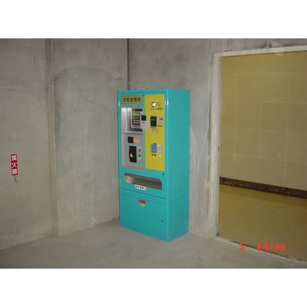 允固建設(新竹市光復路) 全自動繳費機-碩立停車設備股份有限公司