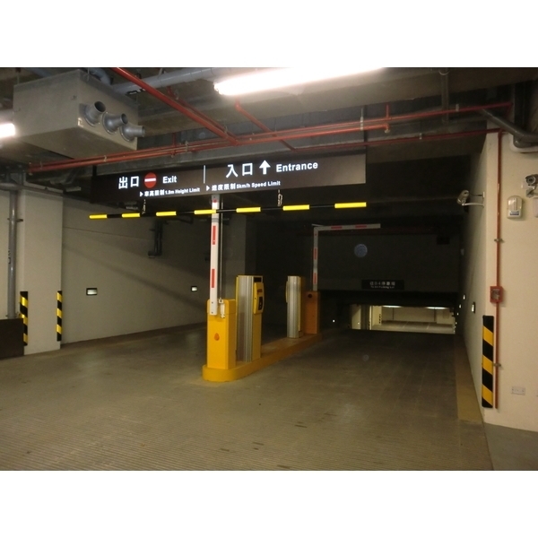 北投麗禧溫泉酒店(台北市北投區) APS-1000ENPRY入口出票機-碩立停車設備股份有限公司