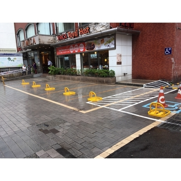 台北青年國際旅館 手動車位架NB-960-碩立停車設備股份有限公司