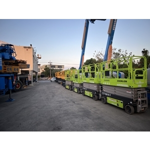 ZS0808HD 剪式高空作業平台-宏欣起重有限公司