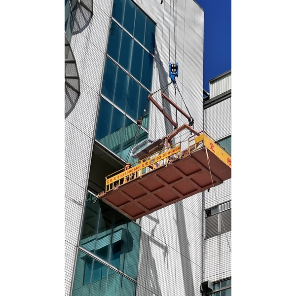 高空吊掛機台搬運