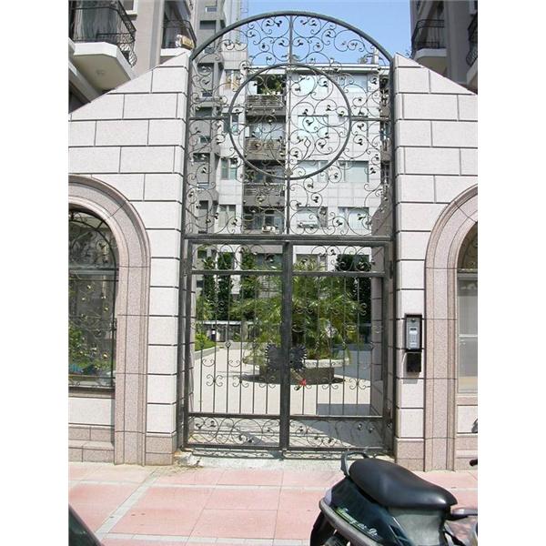 鍛造社區大門-百昱鋼鐵有限公司