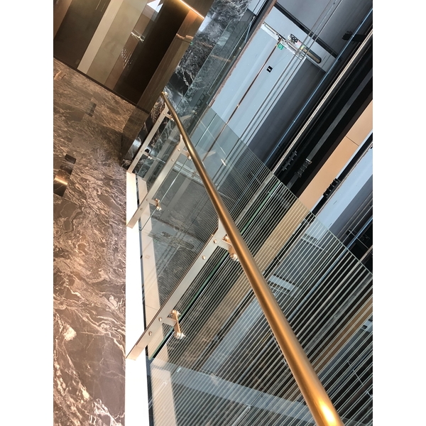 玻璃欄杆 玻璃欄杆-高米金屬鍛造有限公司