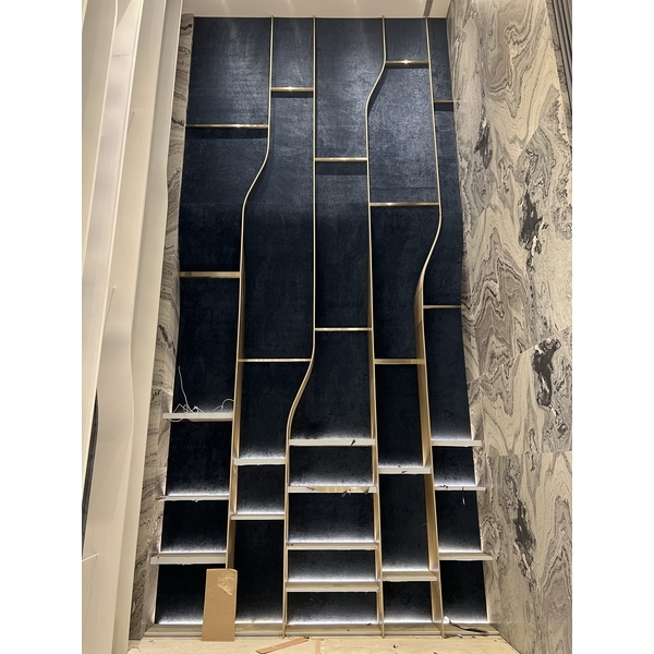 交誼廳不鏽鋼書櫃架-高米金屬鍛造有限公司