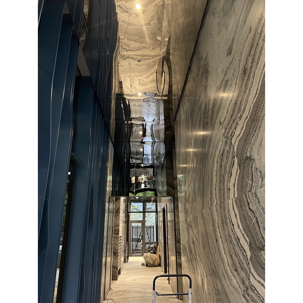 廊道不鏽鋼鏡面天花板-高米金屬鍛造有限公司