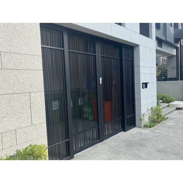 格柵大門-高米金屬鍛造有限公司