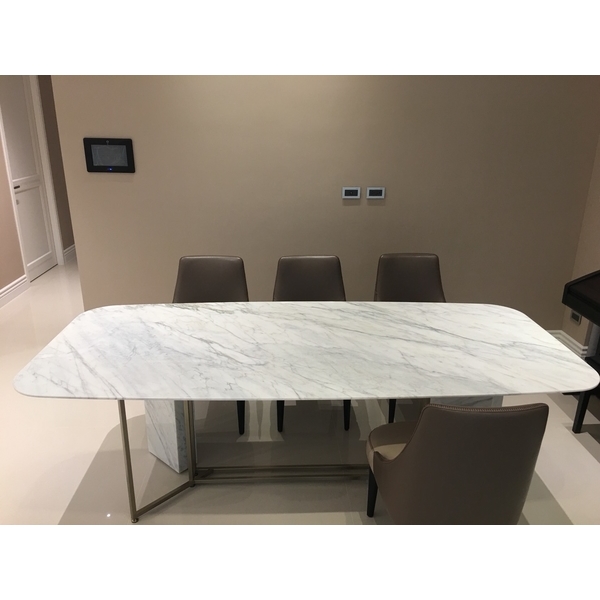 餐桌-利鴻廣建材有限公司