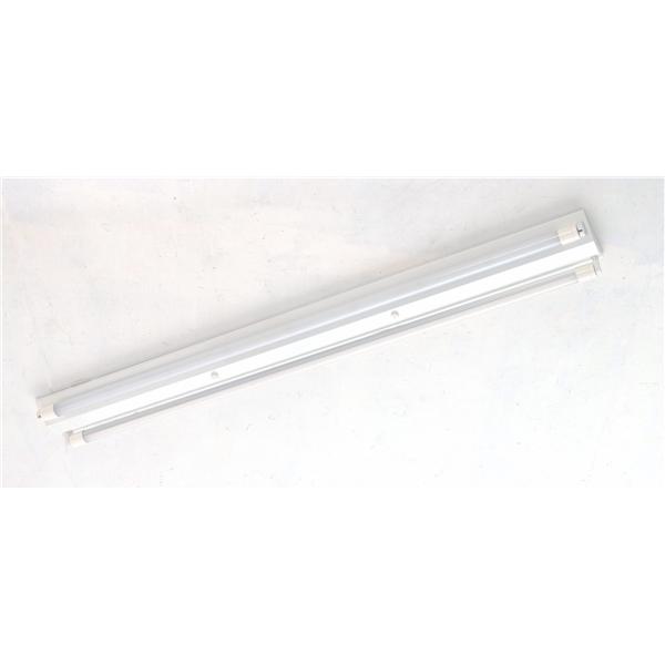 LED吸頂山型燈具4呎1對2