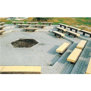 戶外休憩或營火座椅-三榮建材工業股份有限公司