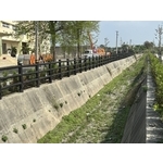 仿櫟木堤岸護欄