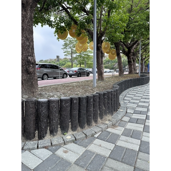 仿櫟木五連椿及單椿樹穴及花台-三榮建材工業股份有限公司