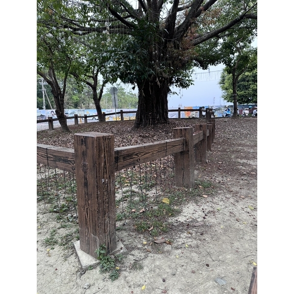 仿燒杉木欄杆-三榮建材工業股份有限公司