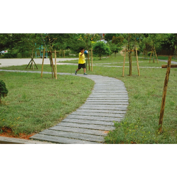 步道-三榮建材工業股份有限公司