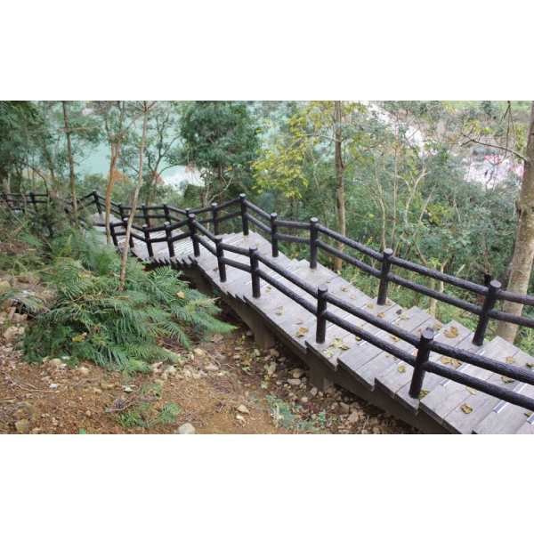 階梯棧道-三榮建材工業股份有限公司