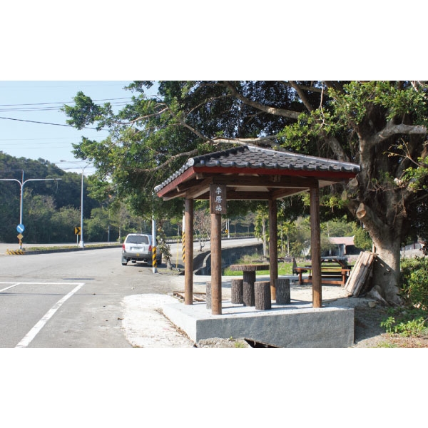 特訂候車亭-三榮建材工業股份有限公司