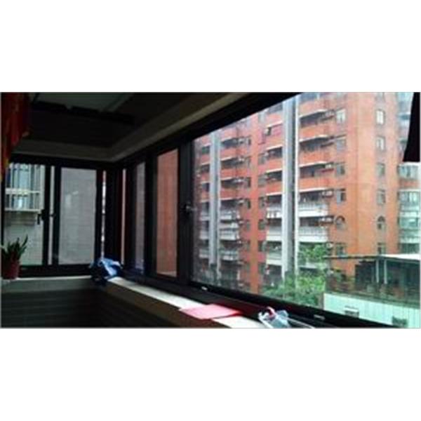 玻璃屋
