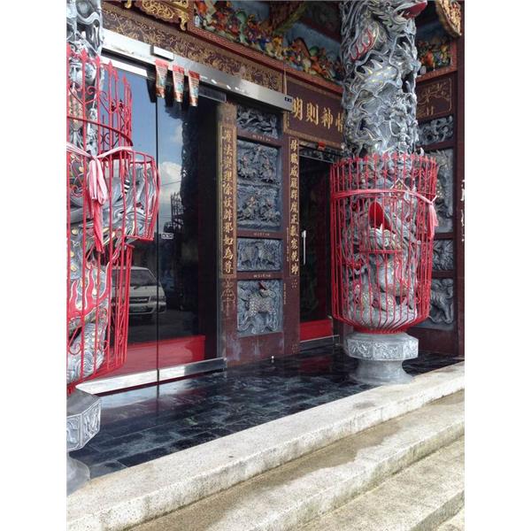 廟宇-玻璃推開完工側面圖 廟宇-玻璃推開完工側面圖