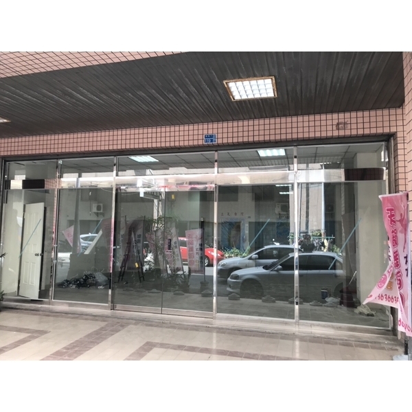 雙店面不鏽鋼自動門 雙店面不鏽鋼自動門