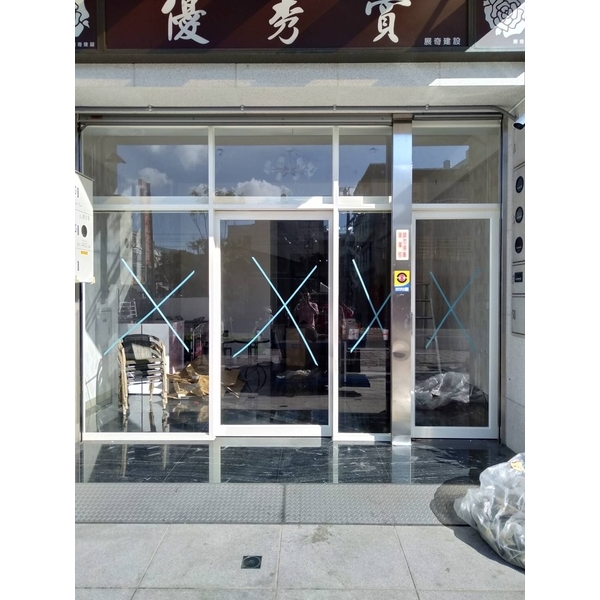 鋁製白 自動門 鋁製白 自動門