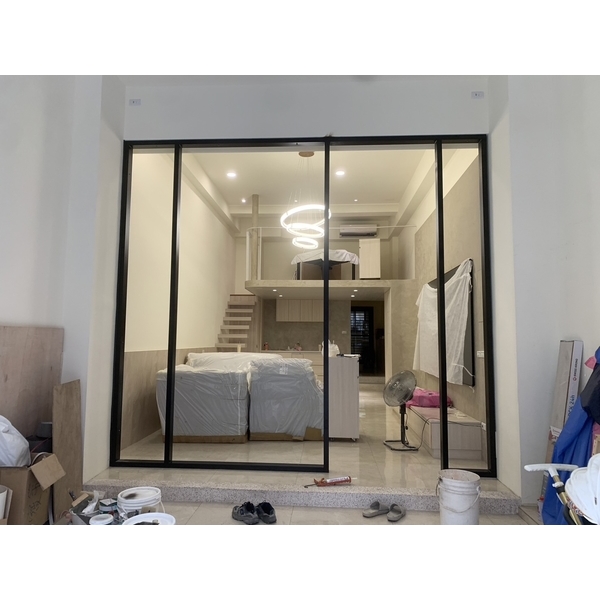 鐵件門工程-育鴻工程行