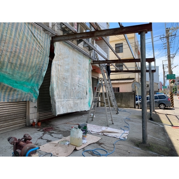 鐵皮屋採光罩-育鴻工程行