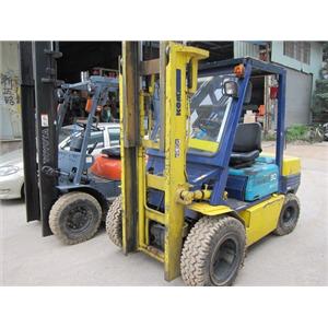 堆高機-榮盛五金鐵材有限公司