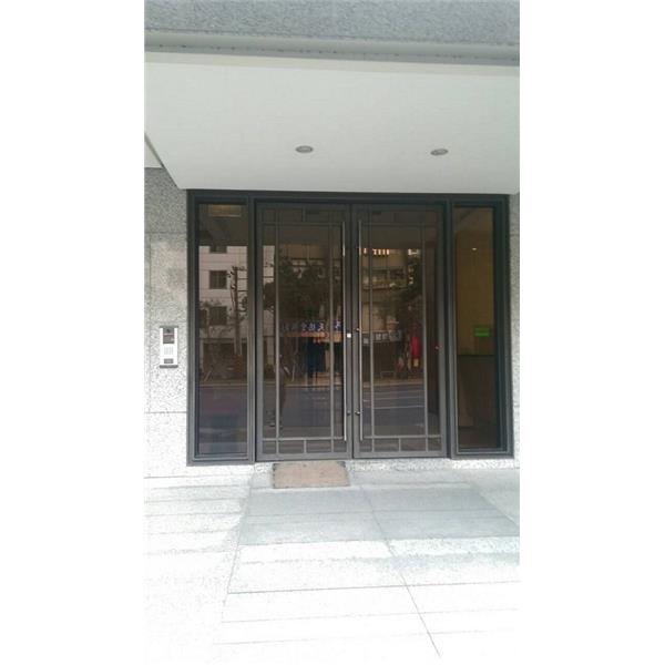 玻璃大門1122-金世興門窗行