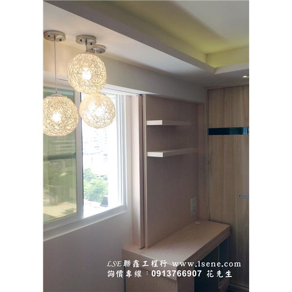 書桌檯拖拉式隱藏化妝台 書桌檯拖拉式隱藏化妝台
