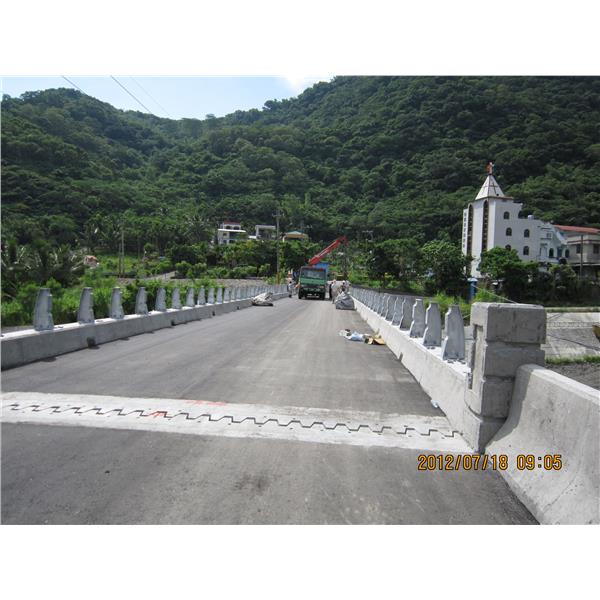 雙層鋼管護欄-子強金屬工業有限公司