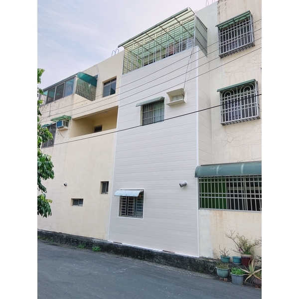 裝潢板施工後牆壁不再漏水-永久保固