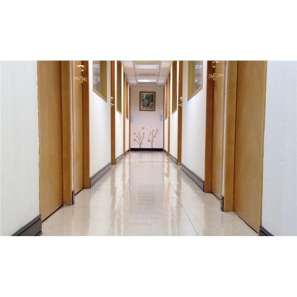 「優塗樂」 瞬間固化地坪護衛塗料系列 - 用於VCT/PVC塑膠地坪工程 「優塗樂」 瞬間固化地坪護衛塗料系列 - 用於VCT/PVC塑膠地坪工程