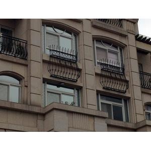 防盜窗-金峰捲門鎖店