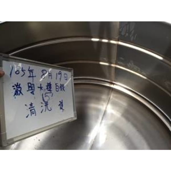 白鐵水塔清洗後 白鐵水塔清洗後