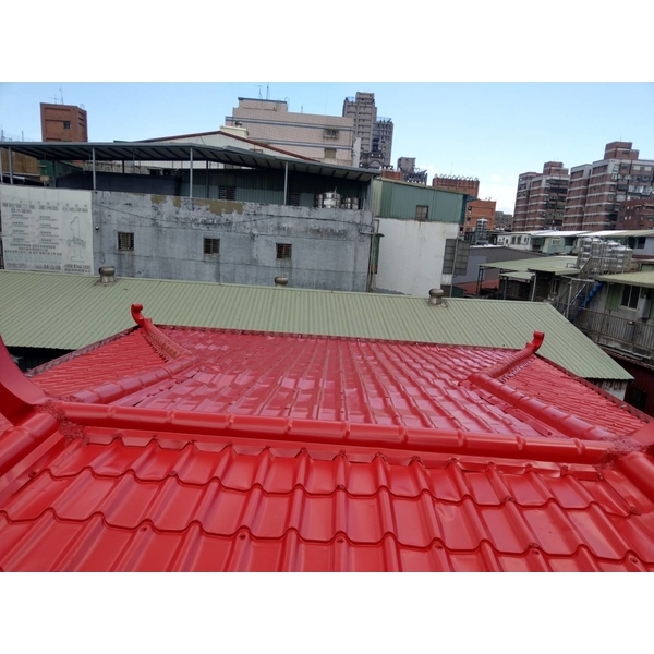 紅色鐵皮屋-宮殿屋頂 紅色鐵皮屋-宮殿屋頂