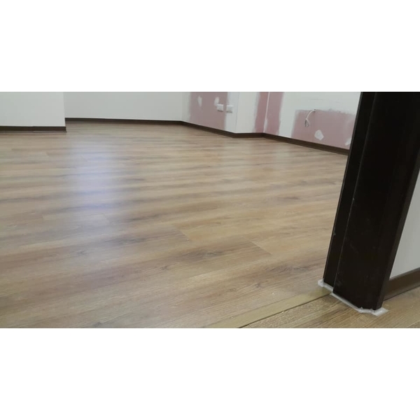 超耐磨地板 超耐磨地板