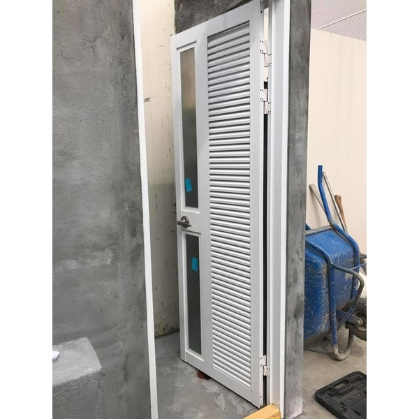 鋁製浴廁門