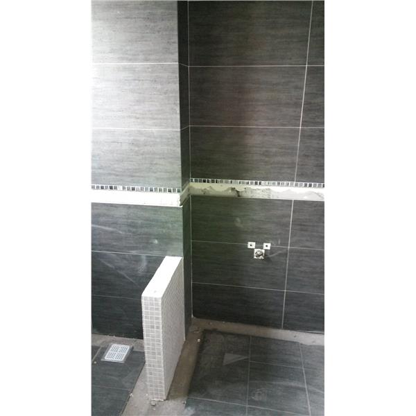 浴室壁磚-順榮建材工程行