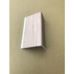 樓梯止滑條-F705工業胡桃-鍵祥塑膠廠股份有限公司