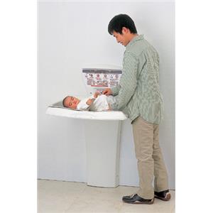 BS-F42尿布替換枱(落地式)-台灣康貝股份有限公司
