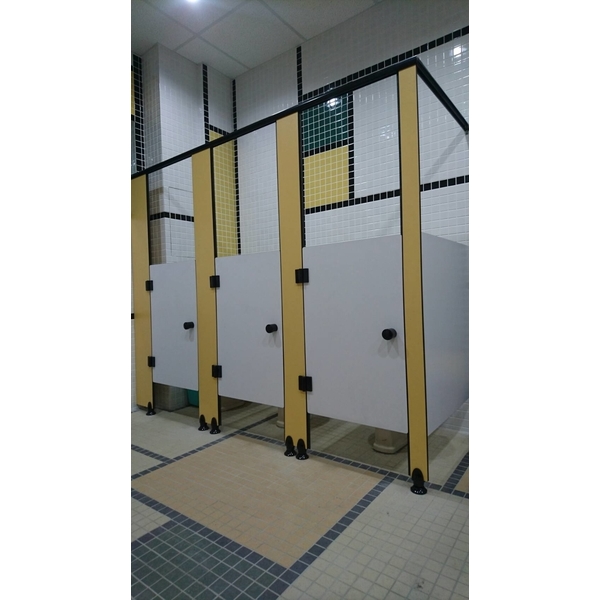 廁所隔間搗擺-承品工程行